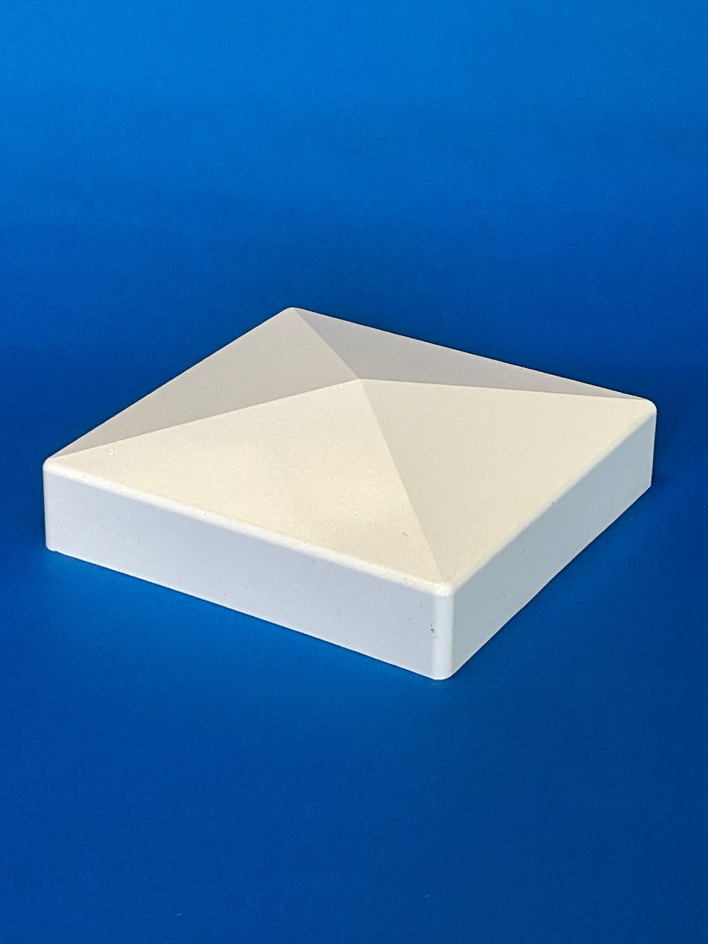 Post Cap / 4" x 4" / Pyramid